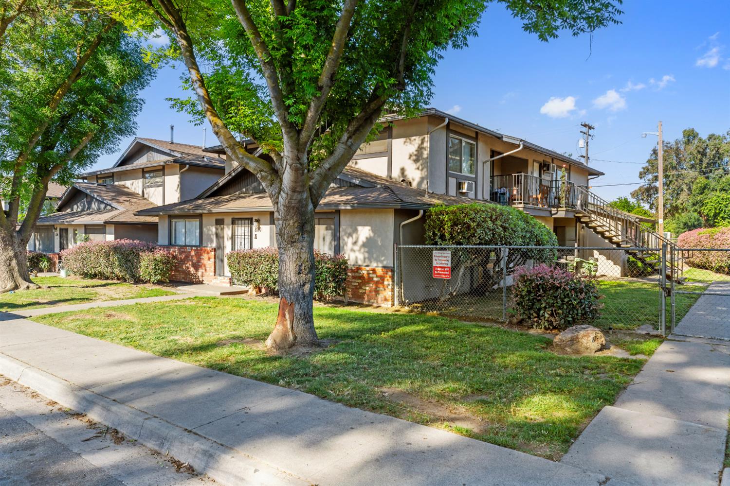 800 Sutter Ave, Modesto, CA 95351