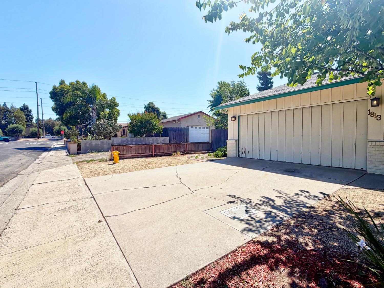 1813 Enslen Ave, Modesto, CA 95350