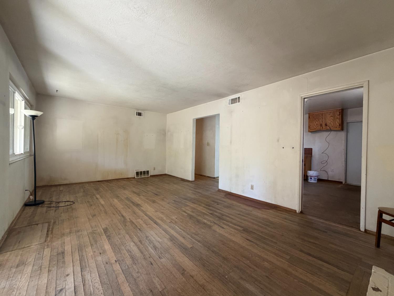 1813 Enslen Ave, Modesto, CA 95350
