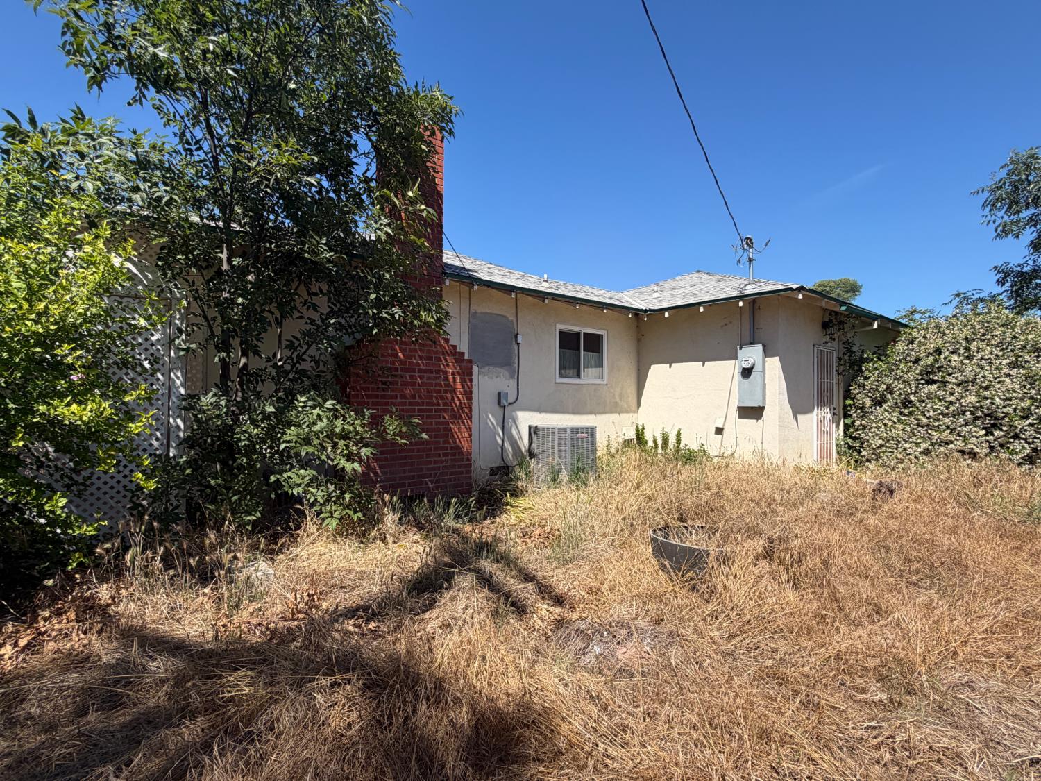1813 Enslen Ave, Modesto, CA 95350