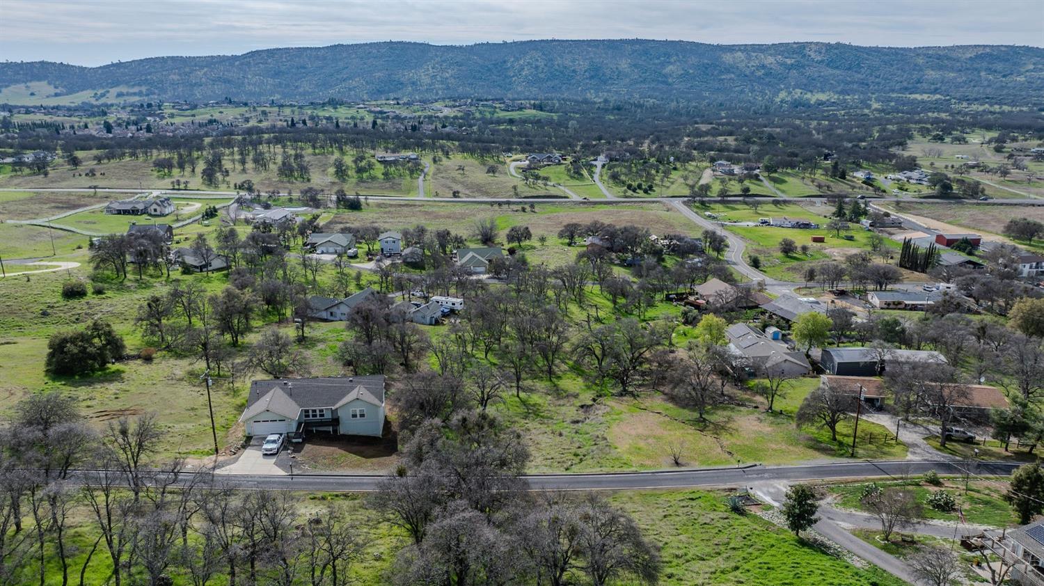 2172 Arrowhead St, Copperopolis, CA 95228