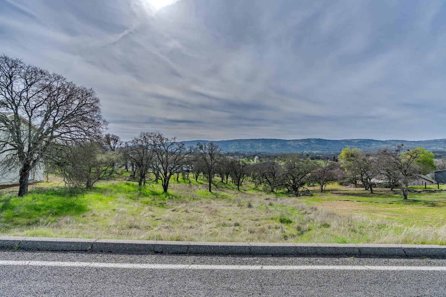 2172 Arrowhead St, Copperopolis, CA 95228
