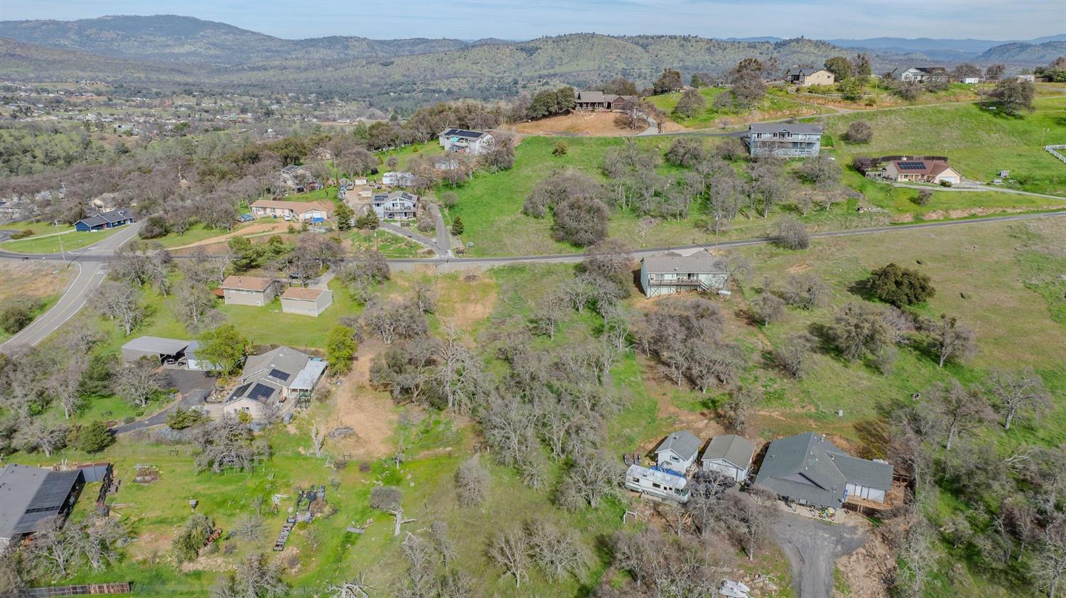 2172 Arrowhead St, Copperopolis, CA 95228