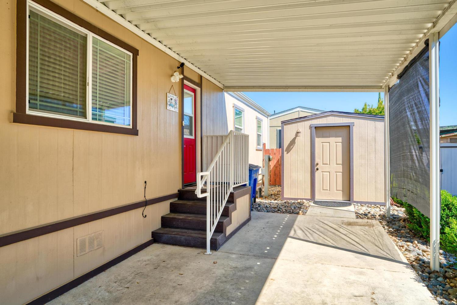 2841 Fowler Rd #111, Ceres, CA 95307