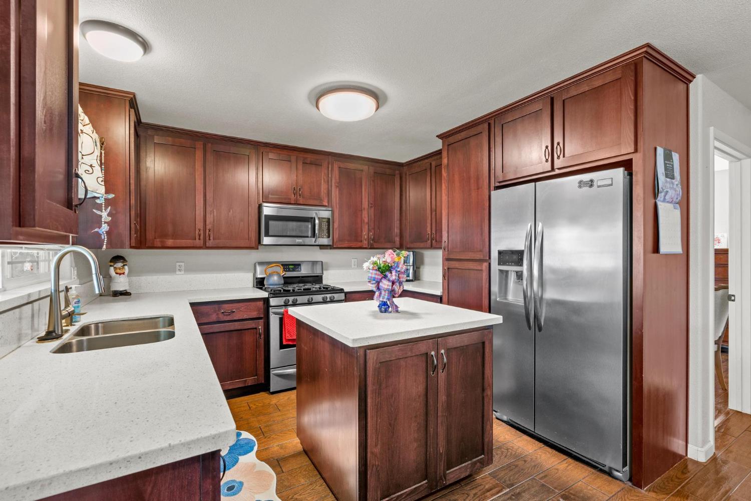 2841 Fowler Rd #111, Ceres, CA 95307