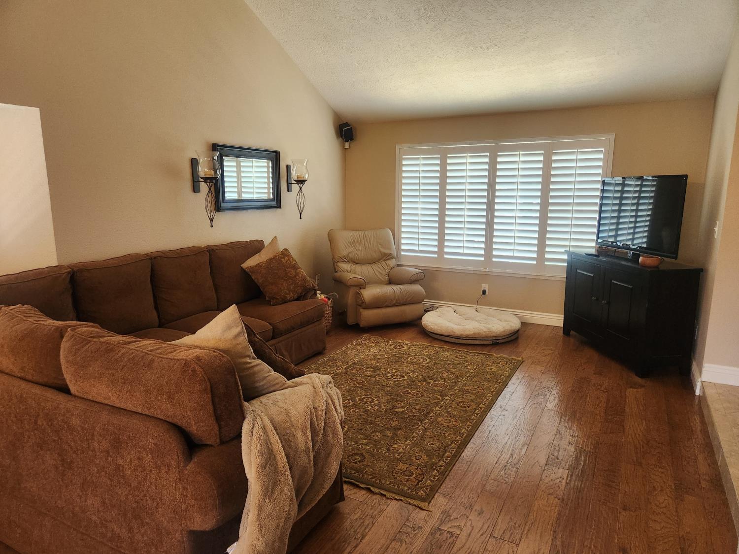 777 Jordanolo, Ripon, CA 95366