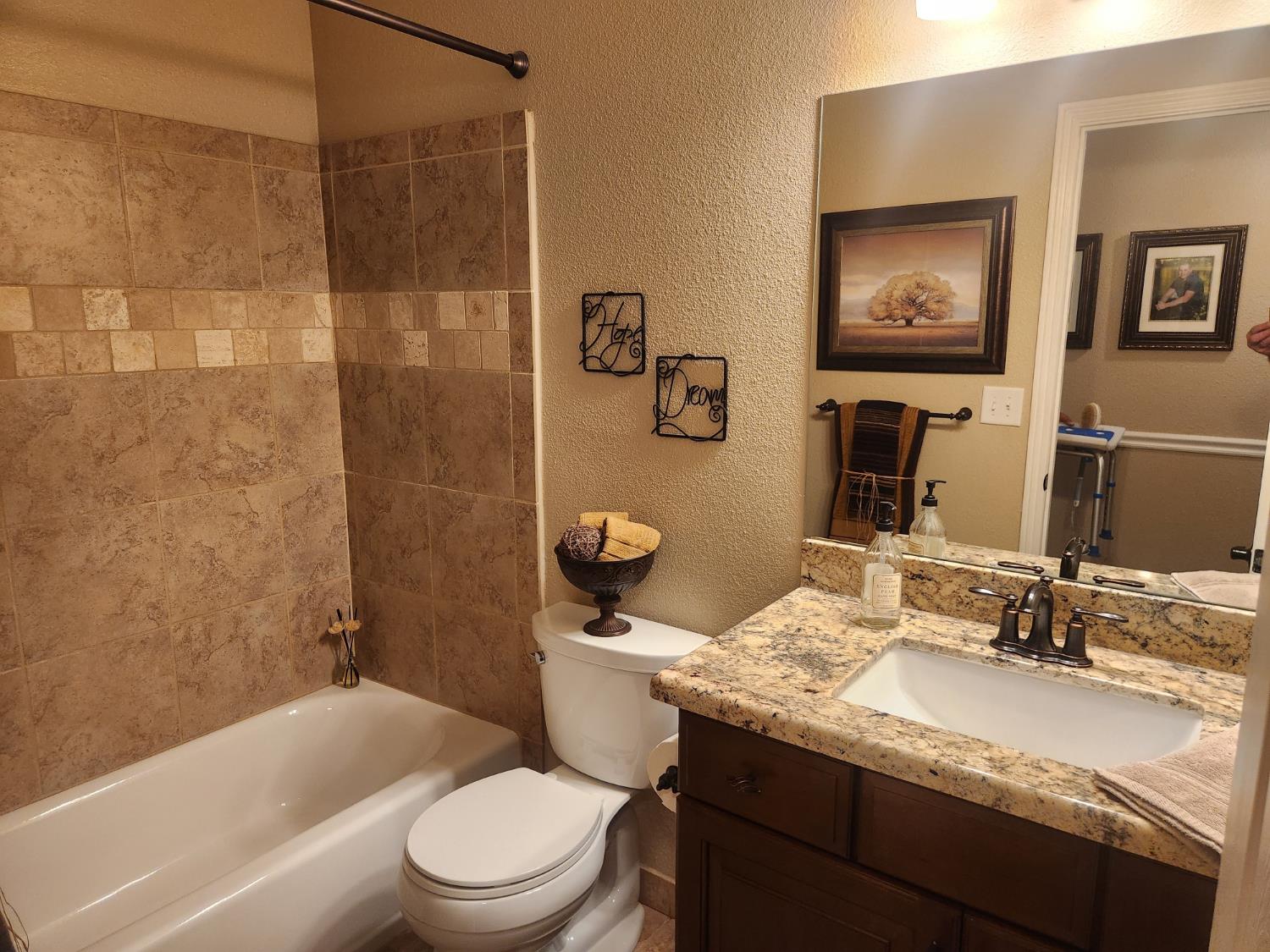 777 Jordanolo, Ripon, CA 95366