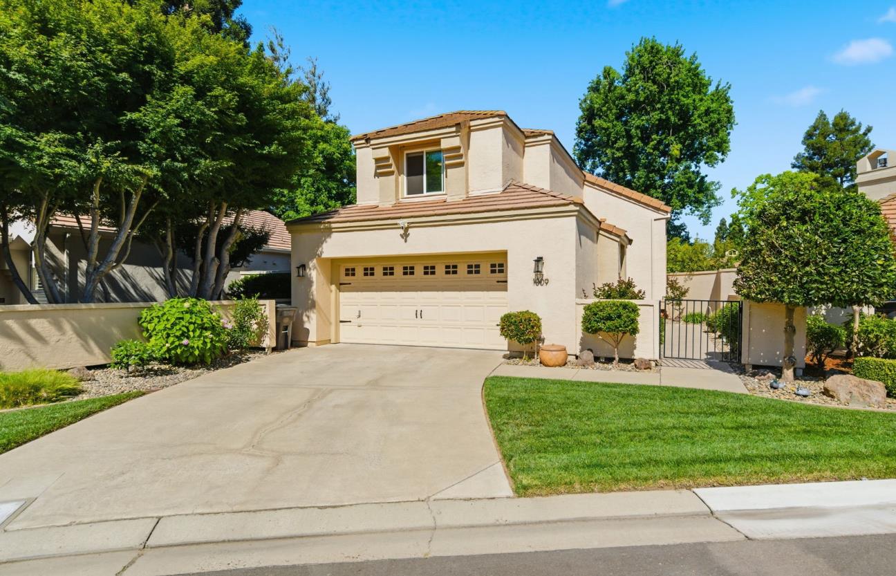 1009 Copper Lake Ct, Modesto, CA 95355
