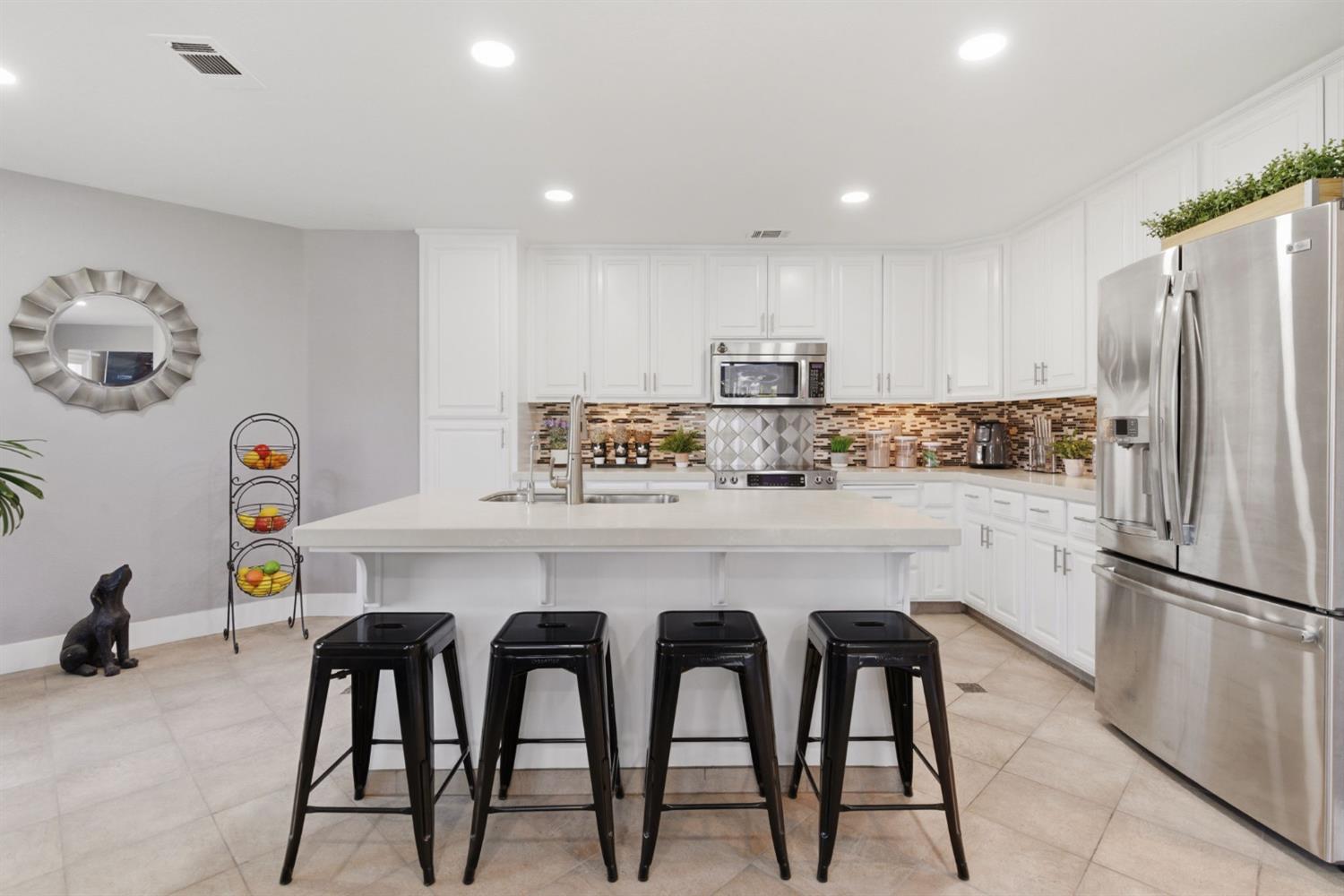 1009 Copper Lake Ct, Modesto, CA 95355