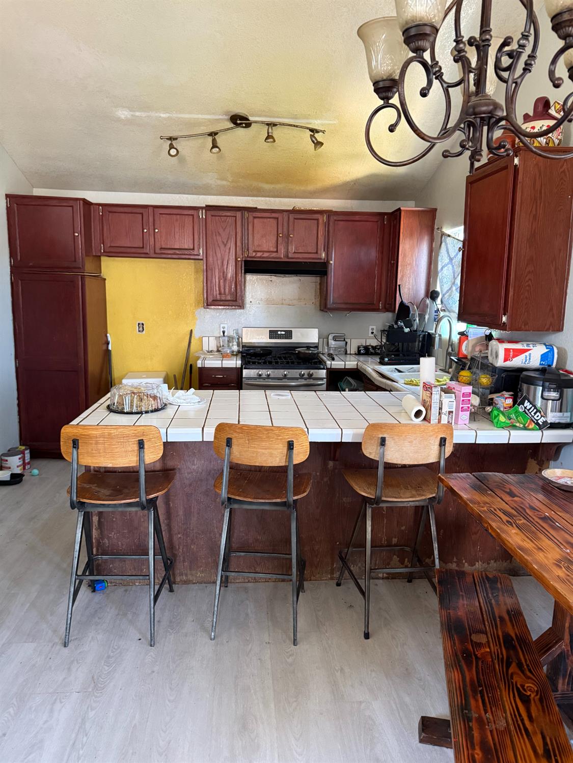 2125 Park Faith Ln, Modesto, CA 95358
