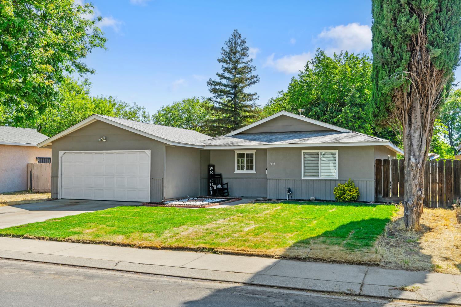 1816 Norman Way, Modesto, CA 95350