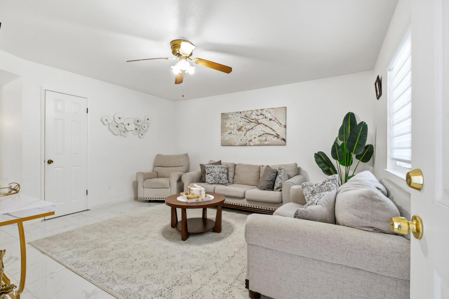 1816 Norman Way, Modesto, CA 95350
