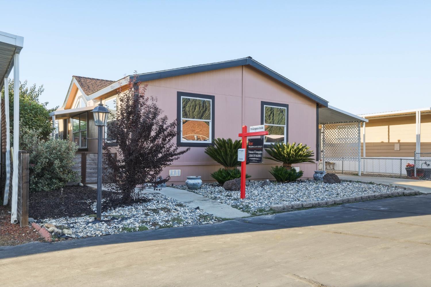 1505 La Perla Dr, Modesto, CA 95357