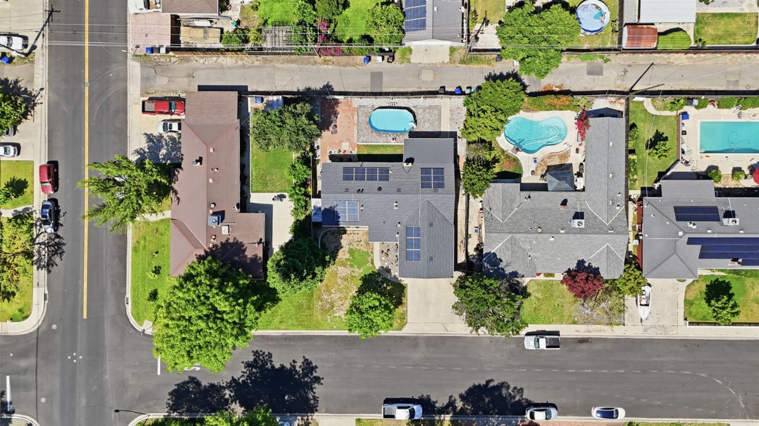 1511 Lorry Ave, Modesto, CA 95355