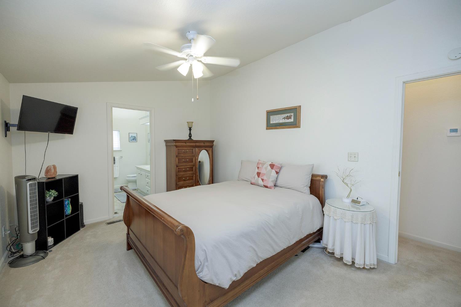 1500 Held Dr #43, Modesto, CA 95355