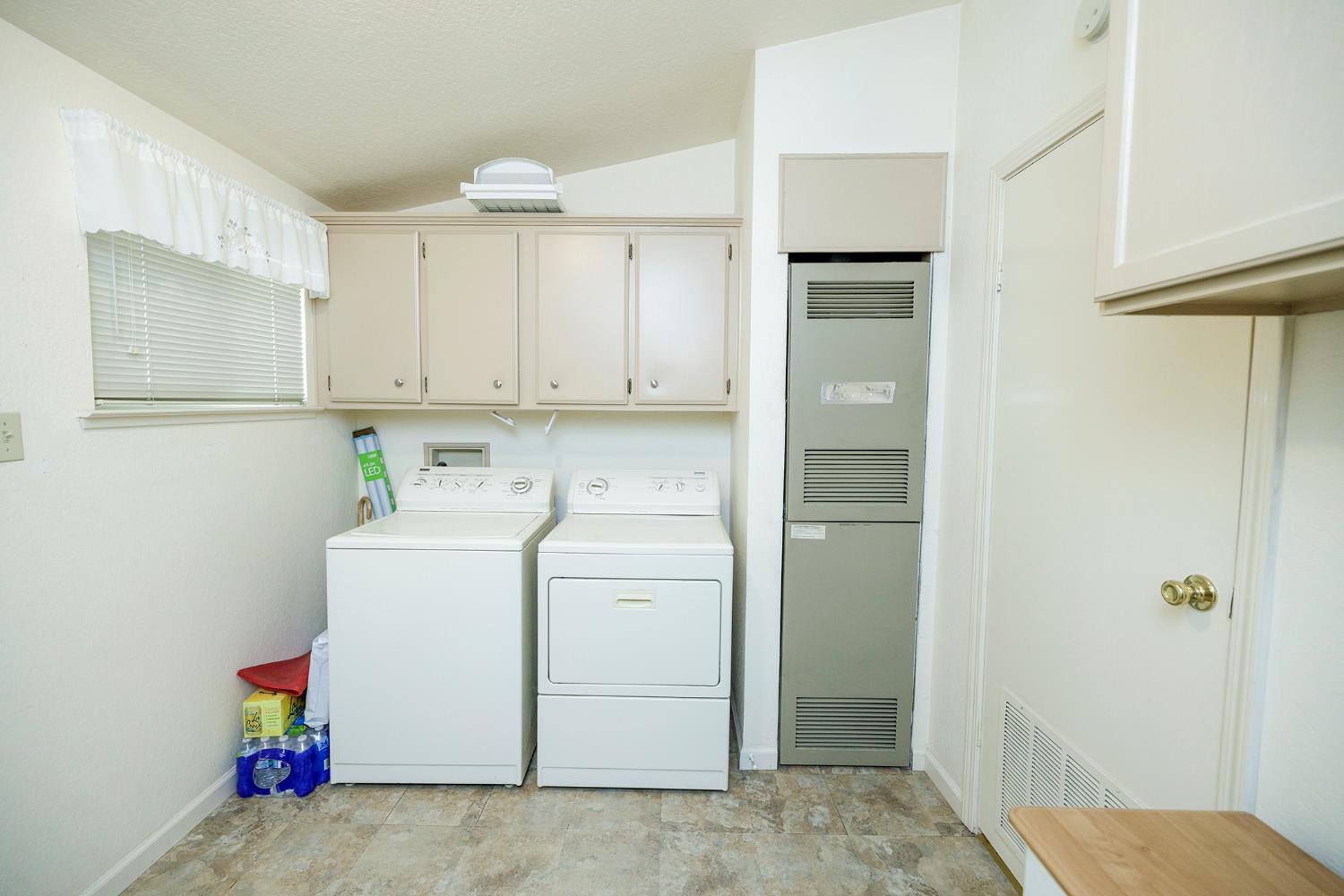 1500 Held Dr #43, Modesto, CA 95355