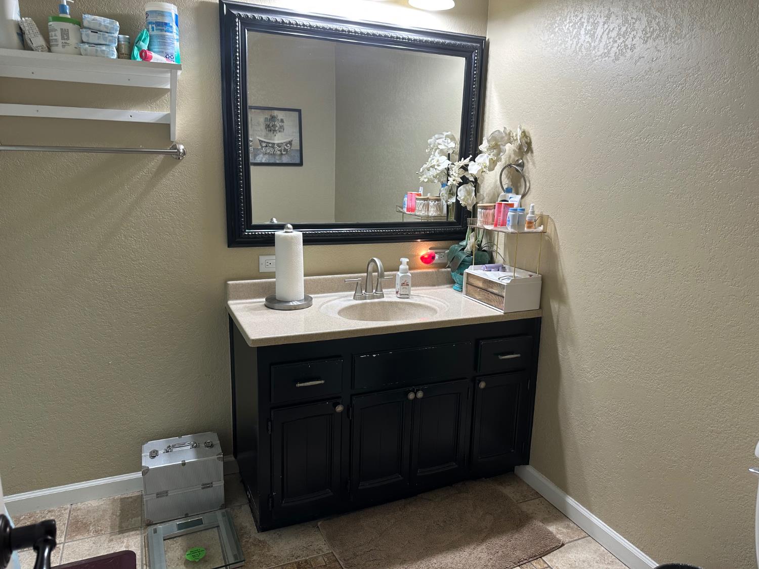 1532 Carlisle Ave, Modesto, CA 95356