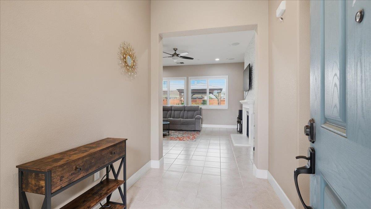 1958 Southwell Pl, Manteca, CA 95337