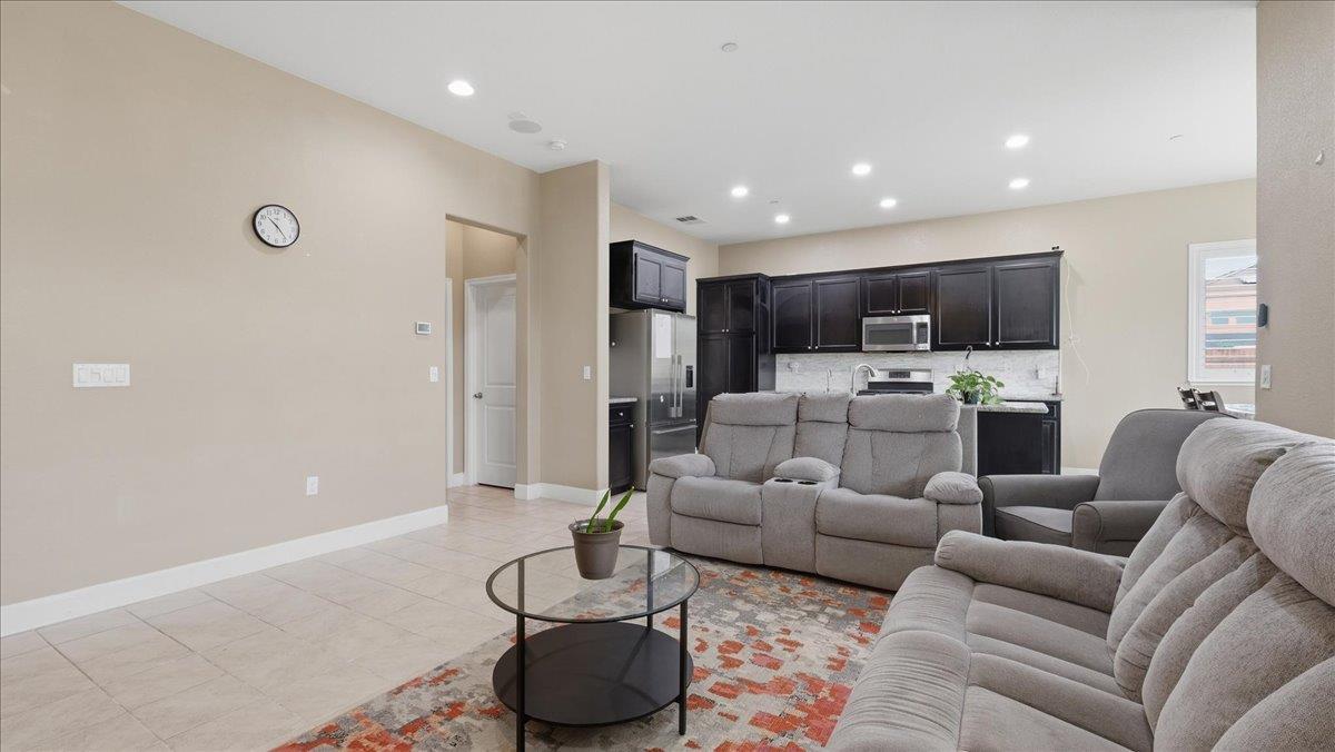 1958 Southwell Pl, Manteca, CA 95337
