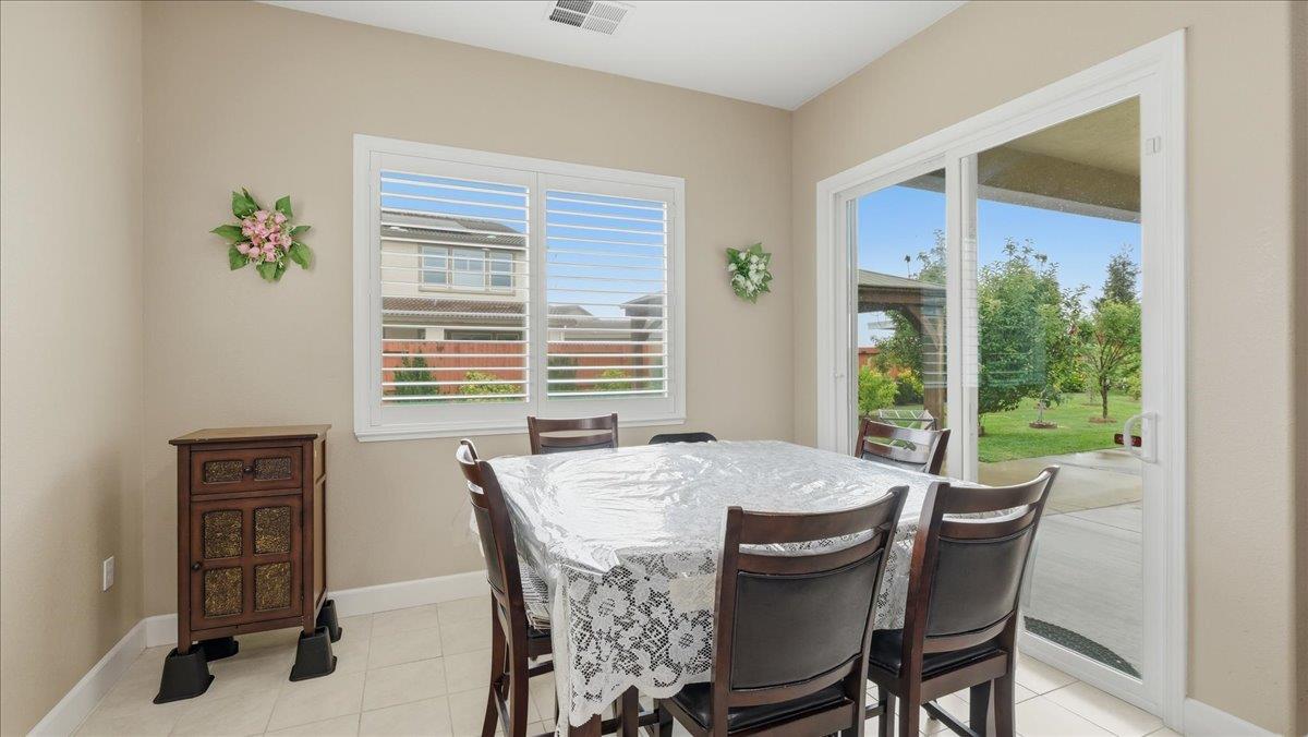 1958 Southwell Pl, Manteca, CA 95337