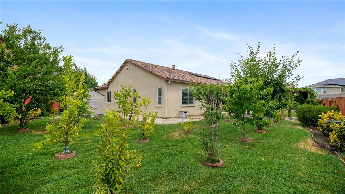1958 Southwell Pl, Manteca, CA 95337