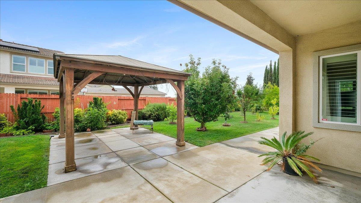 1958 Southwell Pl, Manteca, CA 95337