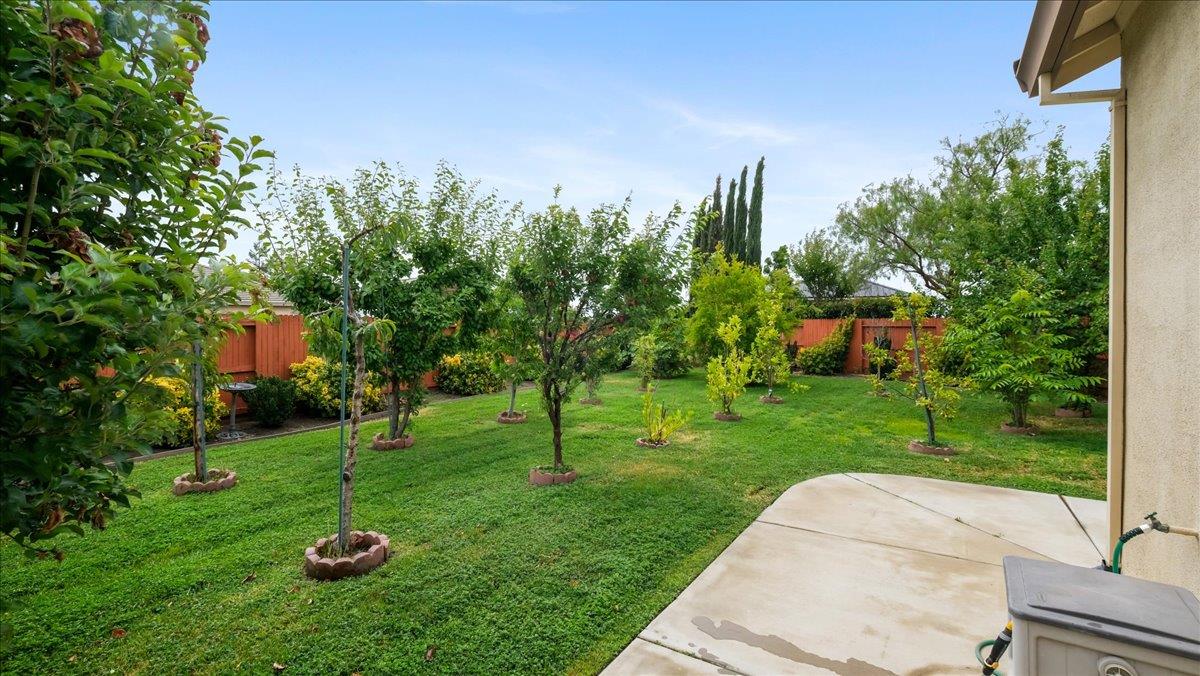 1958 Southwell Pl, Manteca, CA 95337