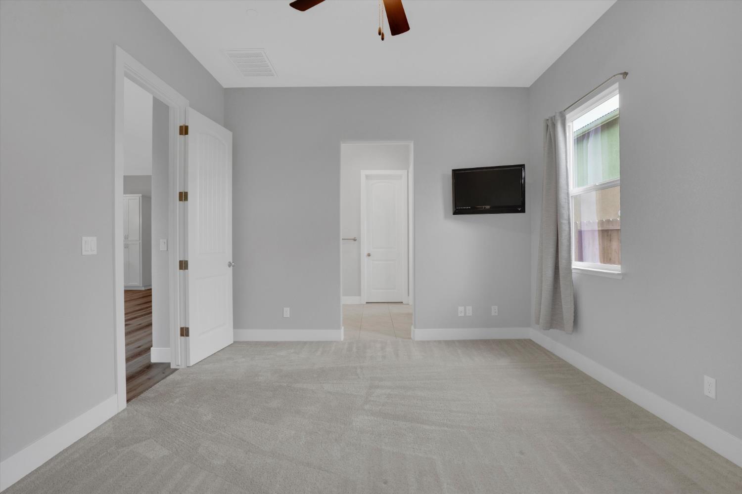 1039 Longview Dr, Oakdale, CA 95361