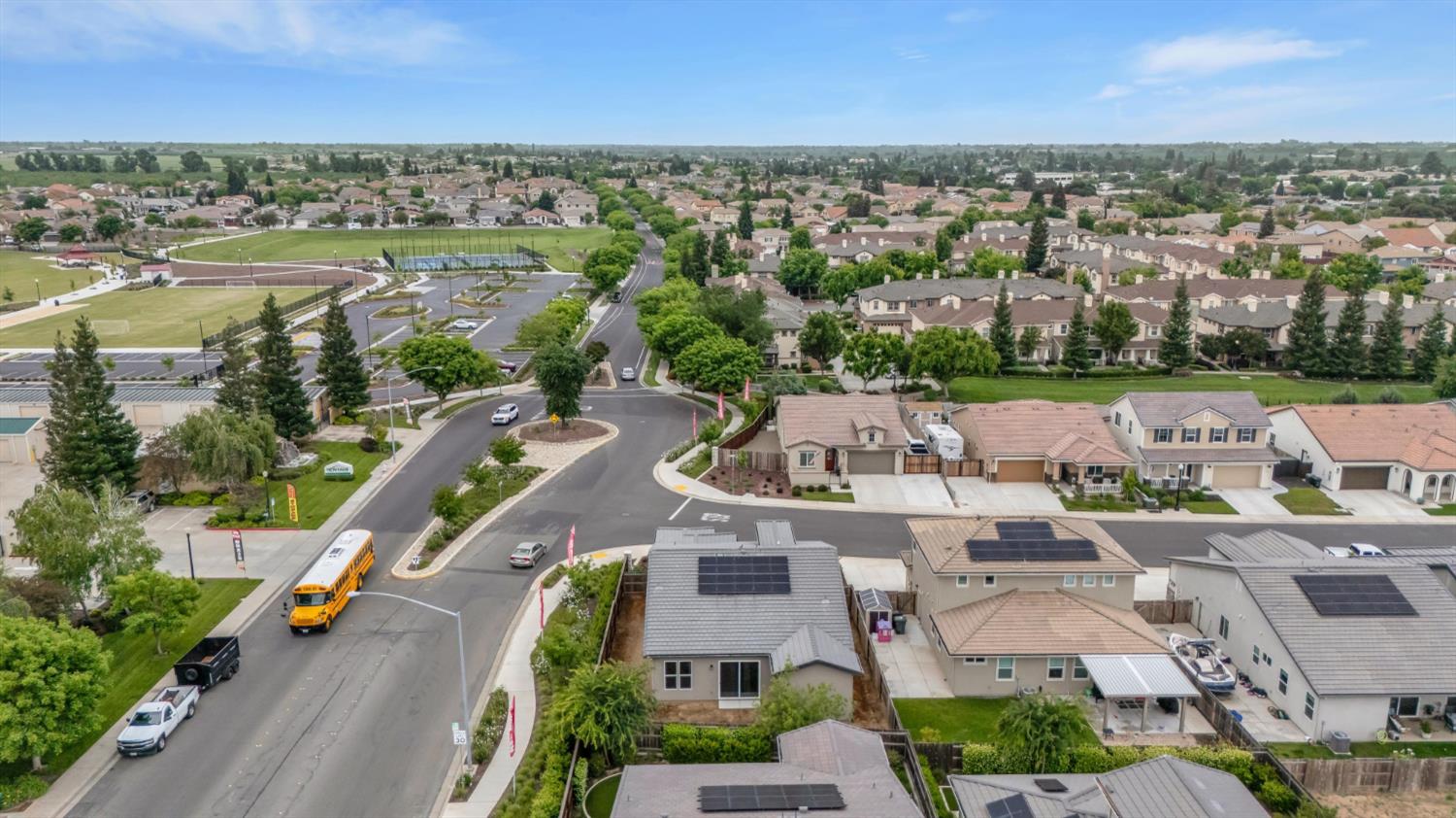 1039 Longview Dr, Oakdale, CA 95361