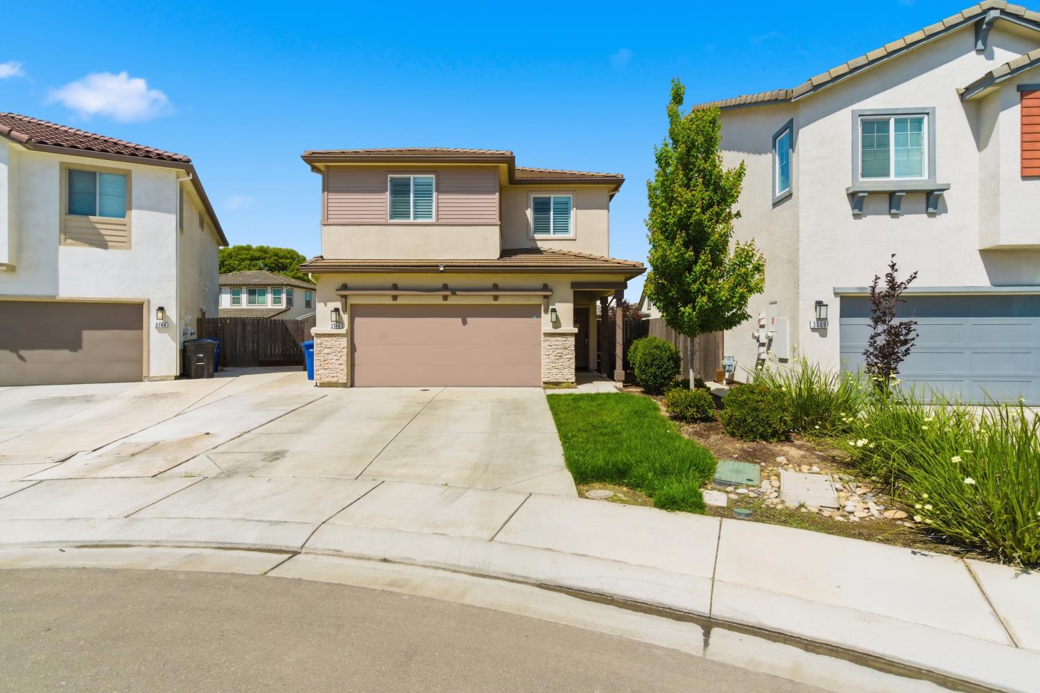 3148 Landmark Cir, Modesto, CA 95356