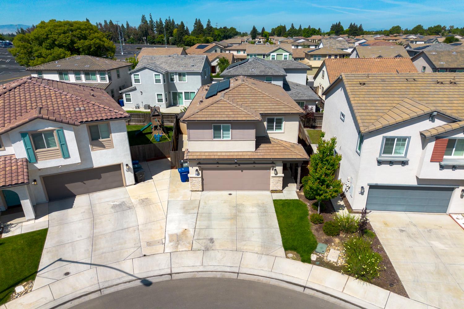 3148 Landmark Cir, Modesto, CA 95356