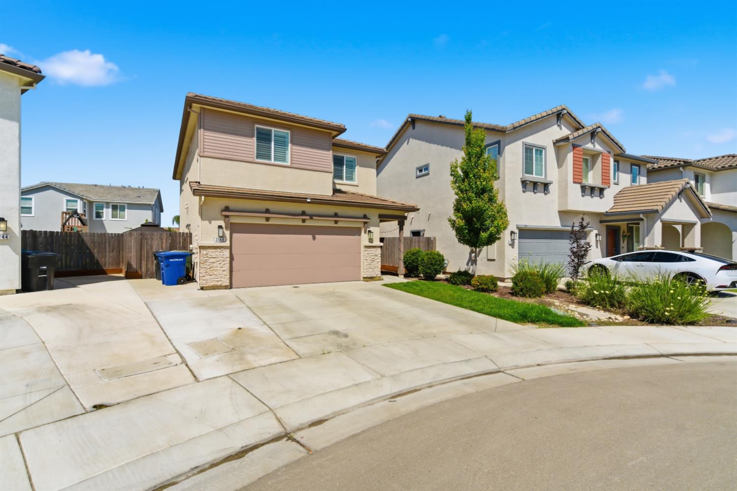 3148 Landmark Cir, Modesto, CA 95356