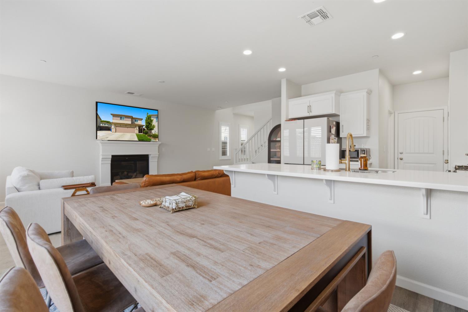 3148 Landmark Cir, Modesto, CA 95356