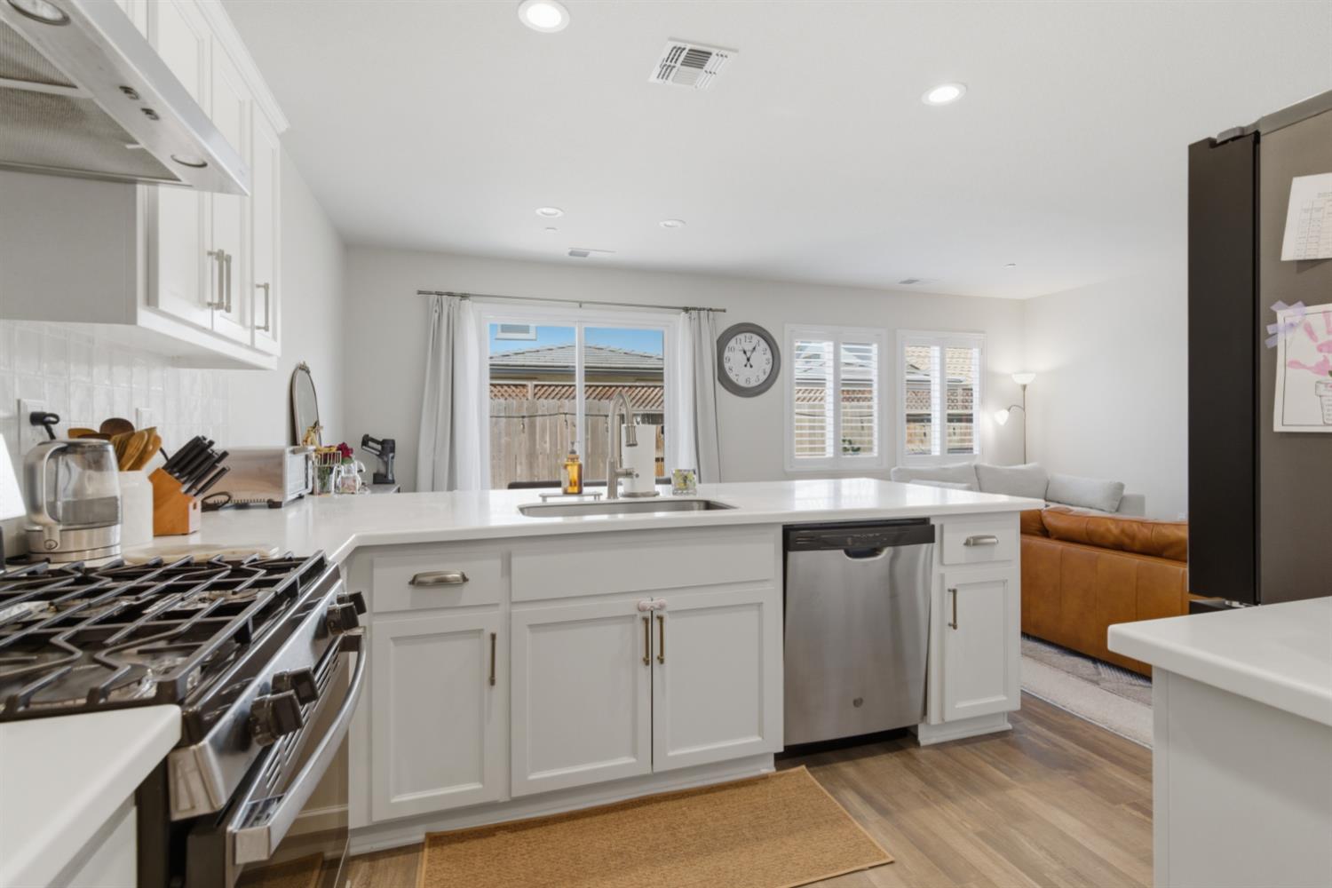 3148 Landmark Cir, Modesto, CA 95356
