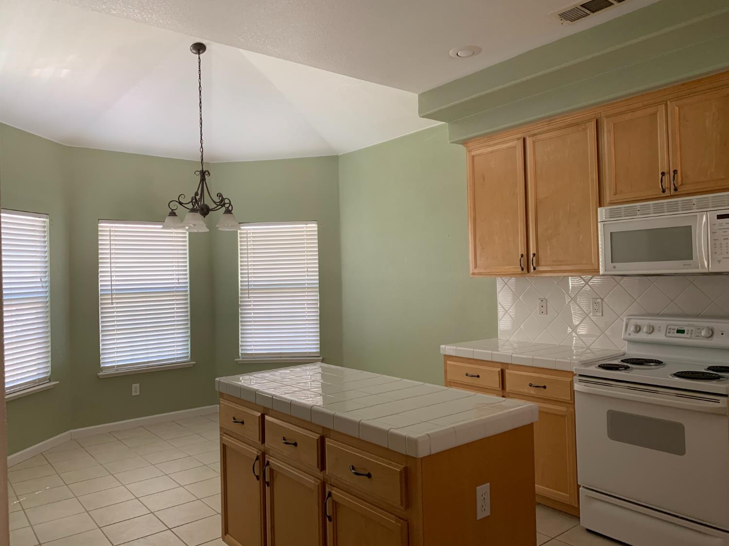 3532 Lauding Way, Modesto, CA 95355