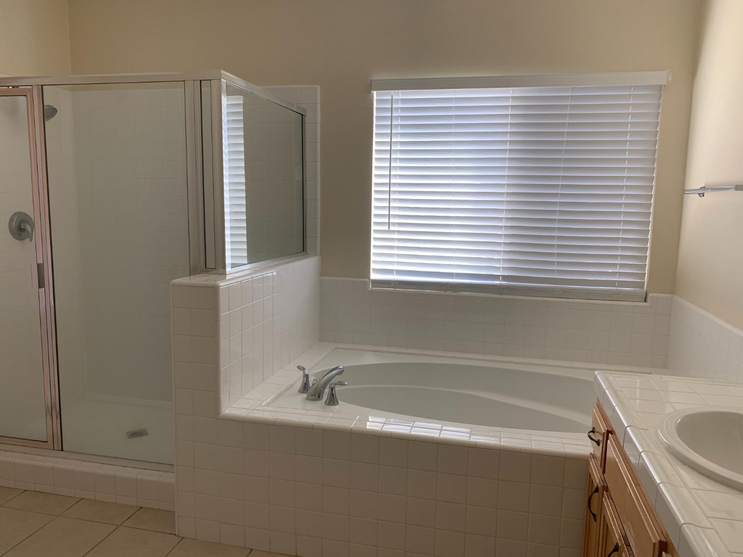 3532 Lauding Way, Modesto, CA 95355