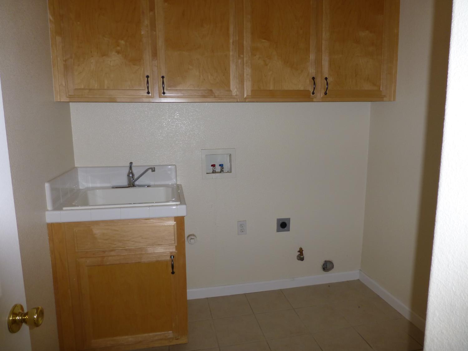 3532 Lauding Way, Modesto, CA 95355