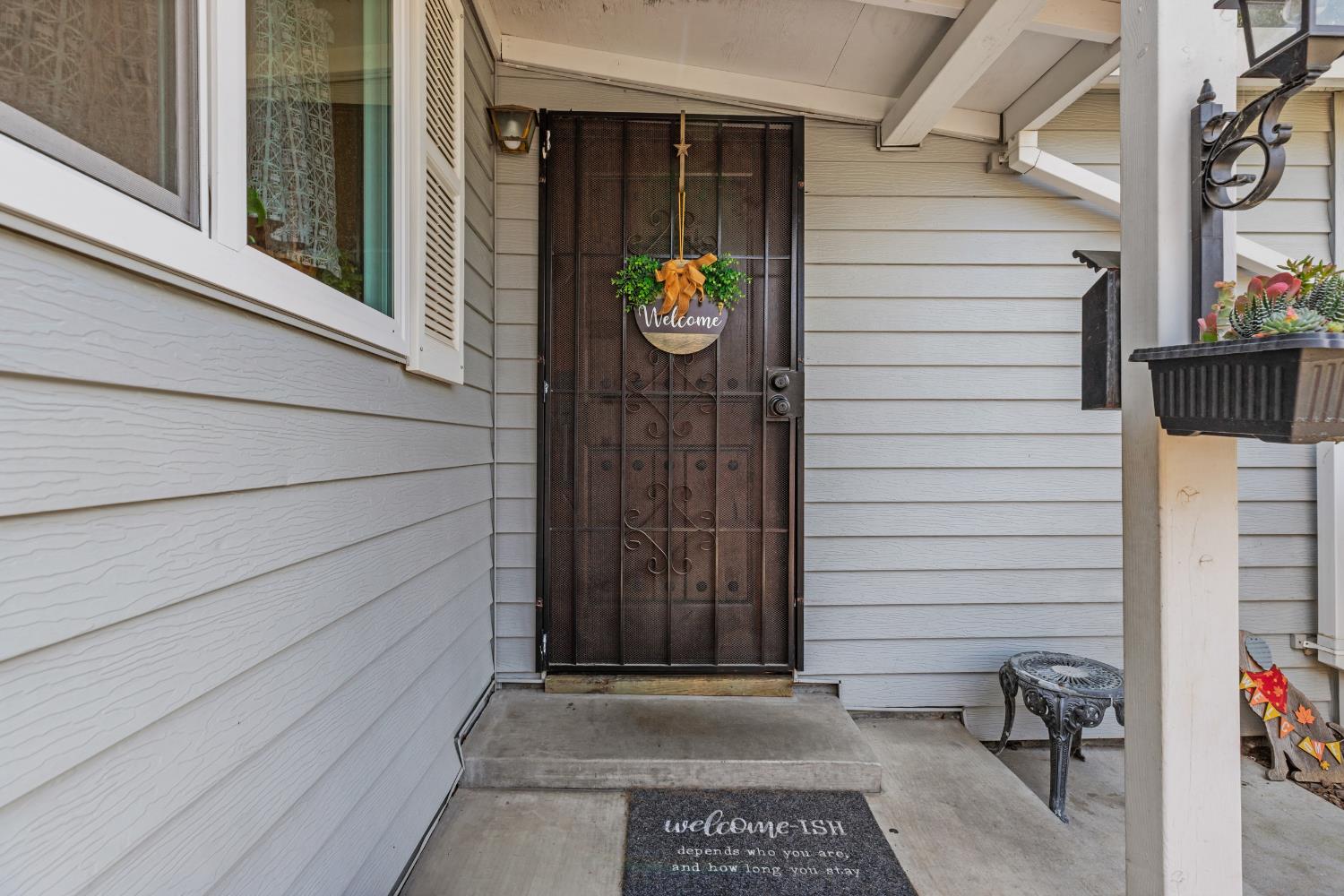 638 Orange Ave, Ripon, CA 95366