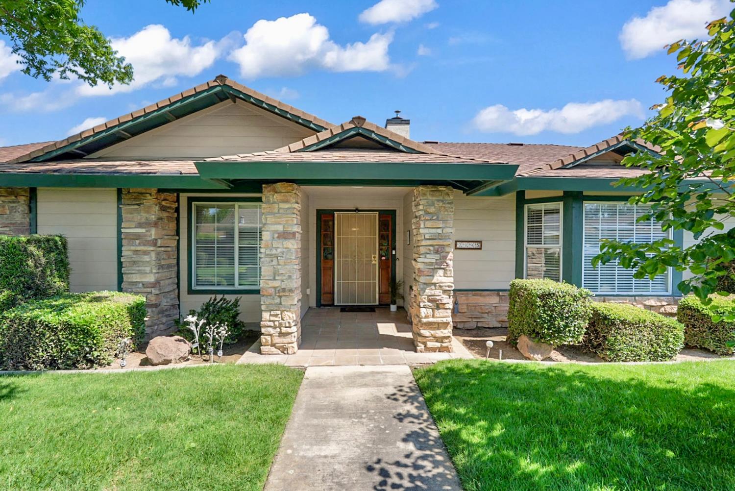 2195 Brigadoon Walk, Manteca, CA 95336
