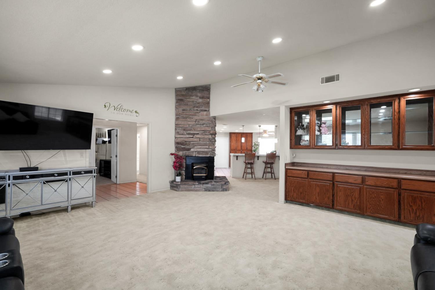 2195 Brigadoon Walk, Manteca, CA 95336