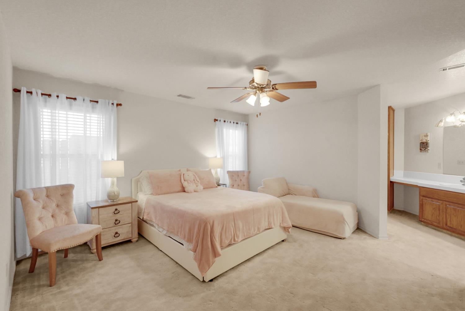 2195 Brigadoon Walk, Manteca, CA 95336