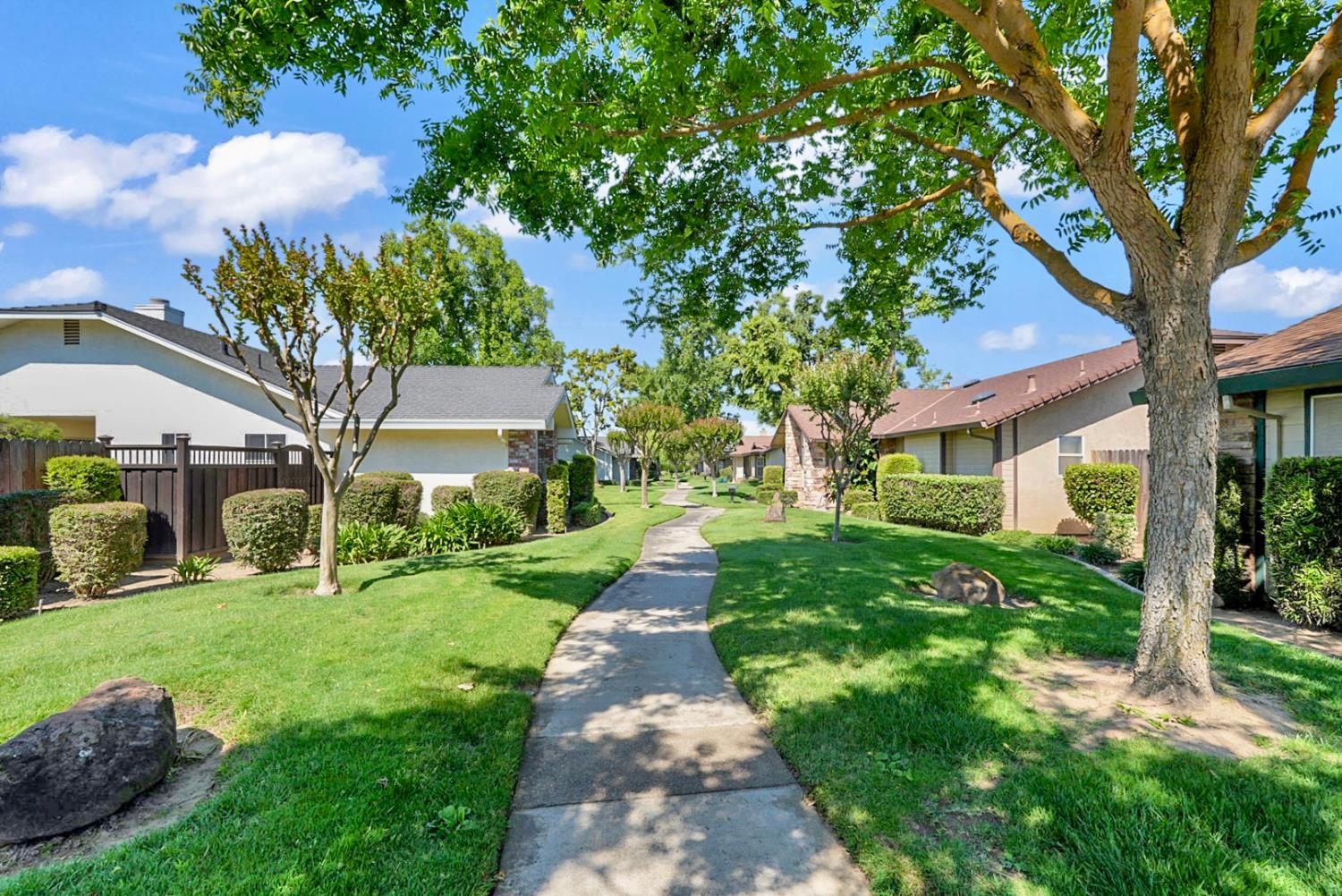 2195 Brigadoon Walk, Manteca, CA 95336