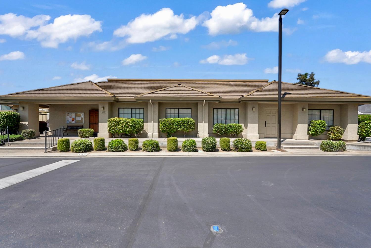 2195 Brigadoon Walk, Manteca, CA 95336