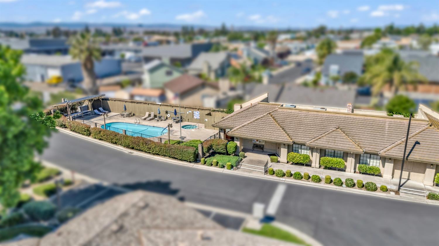 2195 Brigadoon Walk, Manteca, CA 95336