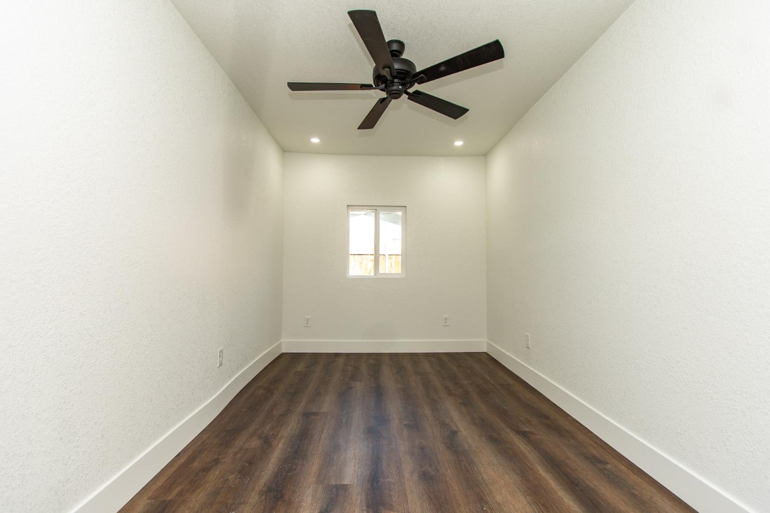 4213 Lucinda Ave, Keyes, CA 95328