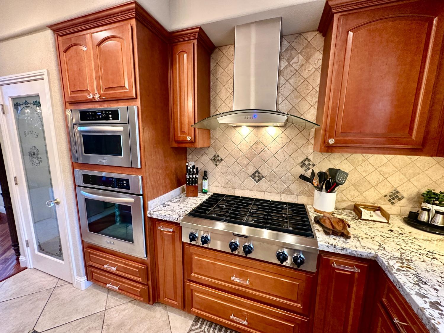 641 Bret Harte Dr, Copperopolis, CA 95228