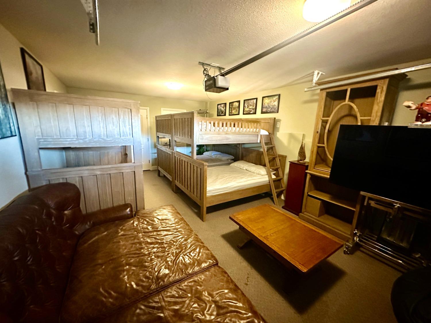 641 Bret Harte Dr, Copperopolis, CA 95228