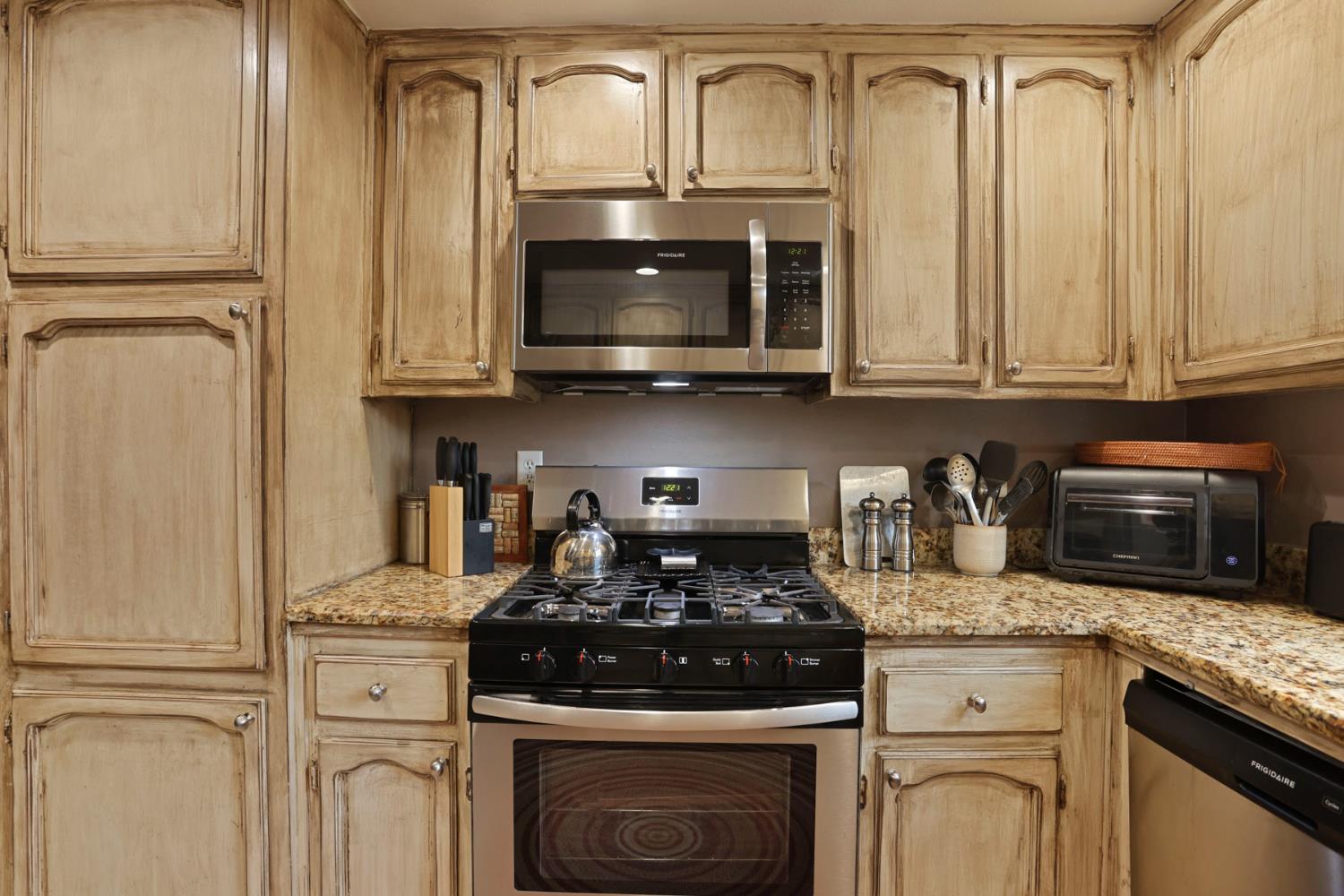 1400 Dalarna Way, Turlock, CA 95382
