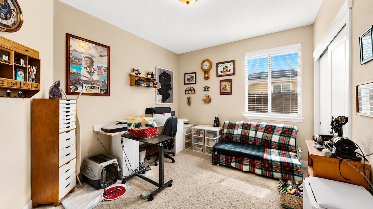 1176 Obsidian Ct, Los Banos, CA 93635