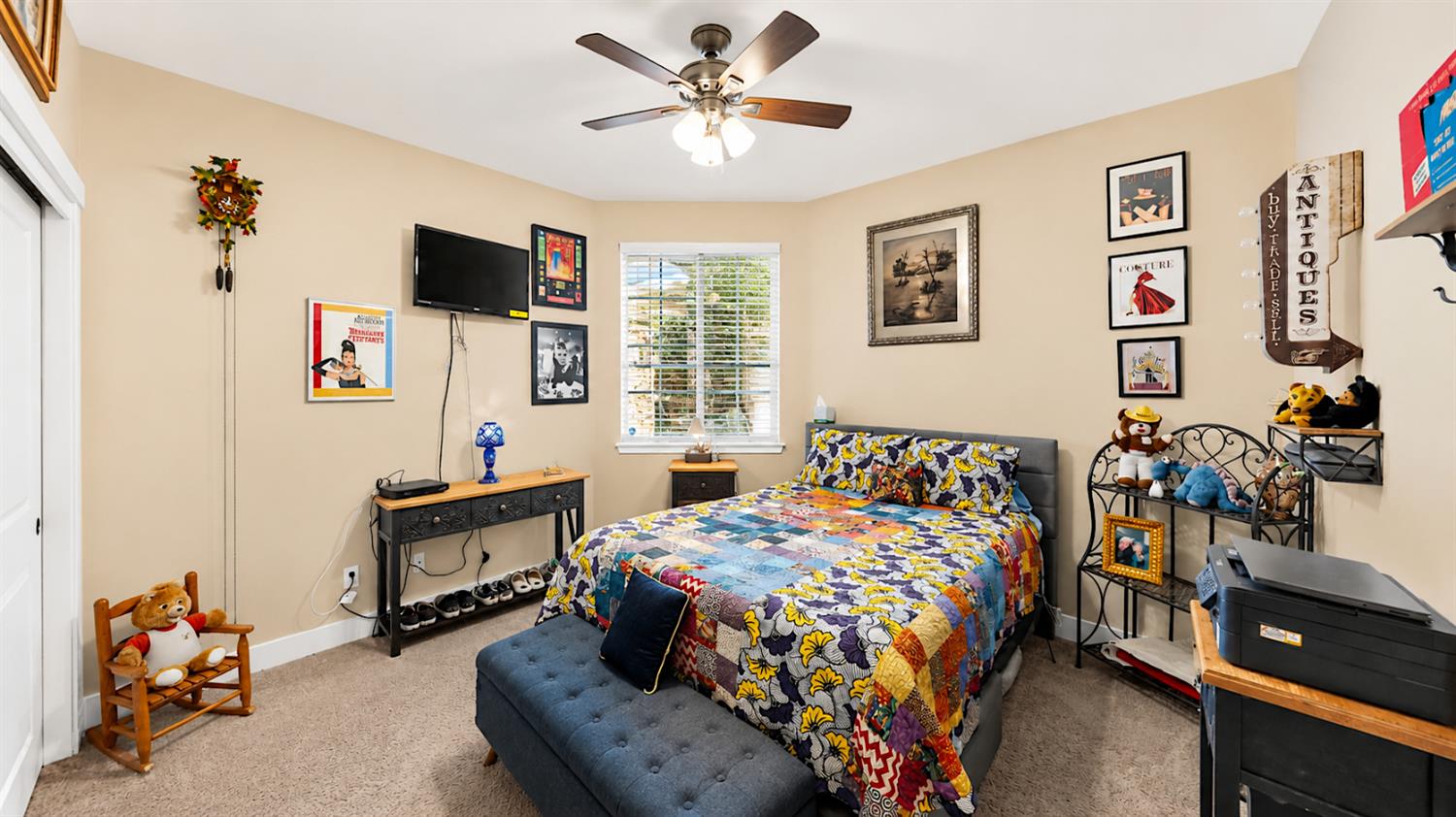 1176 Obsidian Ct, Los Banos, CA 93635